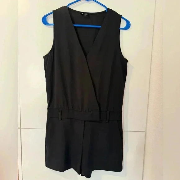 Mango Black Sleeveless Romper - Picture 1 of 9
